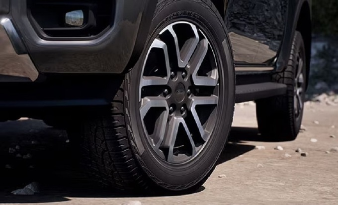 Ford Ranger Sport 2023 nhận cọc tại Việt Nam, dự kiến ra mắt ngay tháng 4