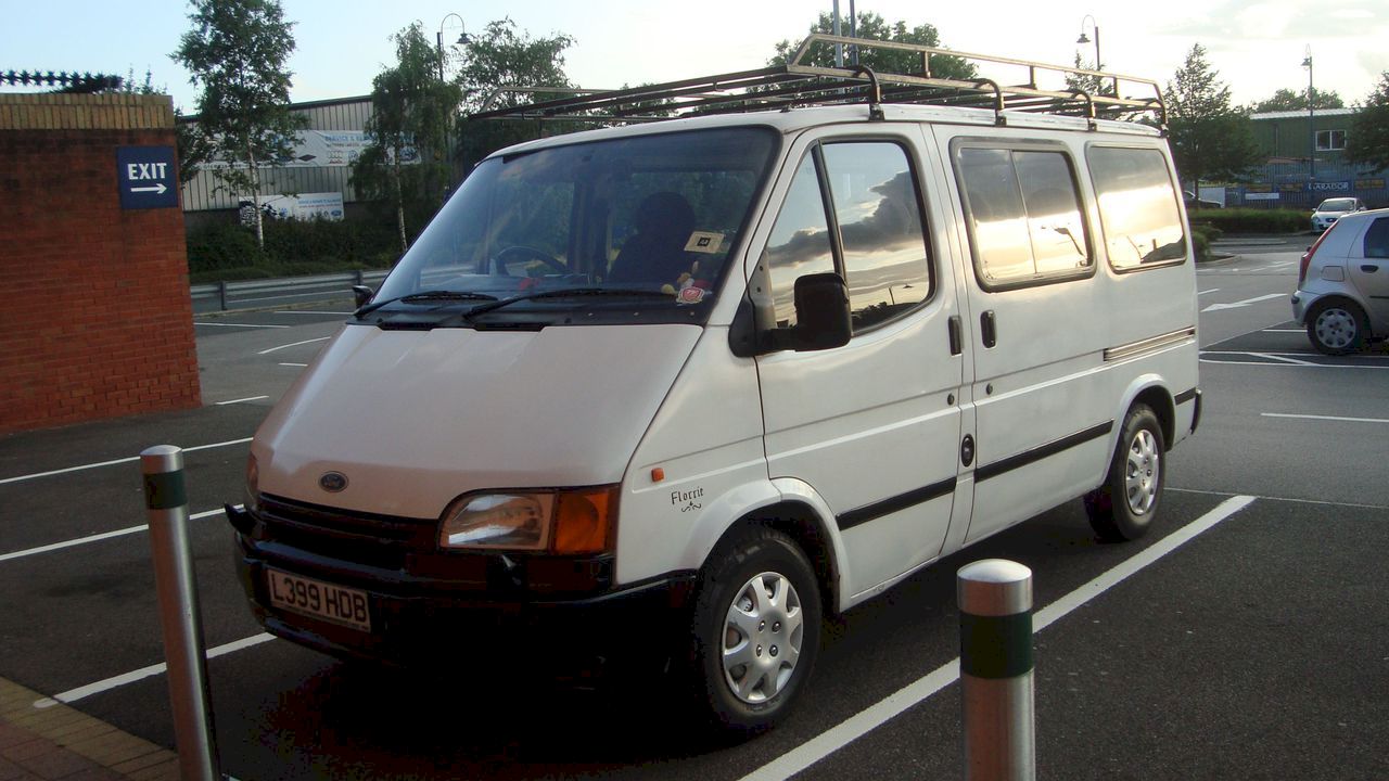 Các đời xe Ford Transit: lịch sử hình thành