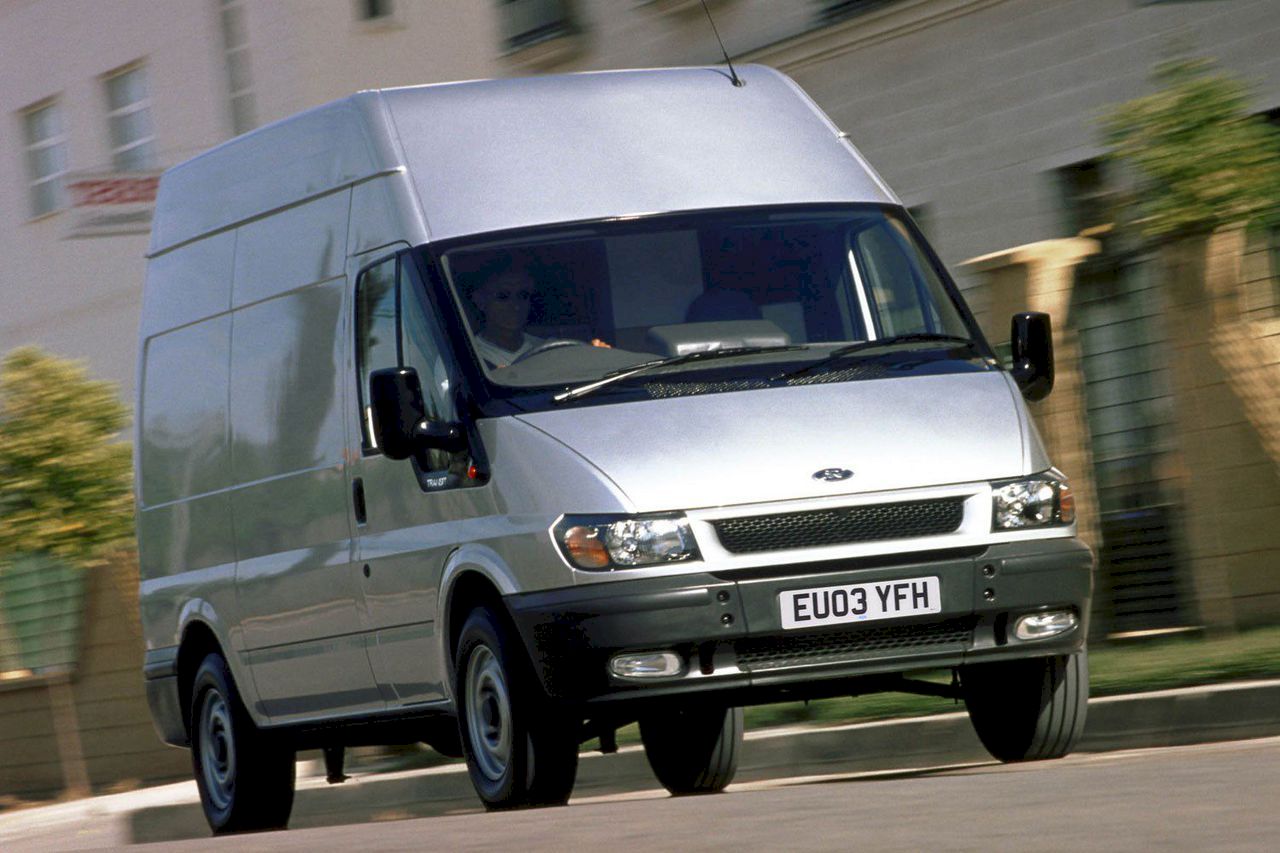 Các đời xe Ford Transit: lịch sử hình thành